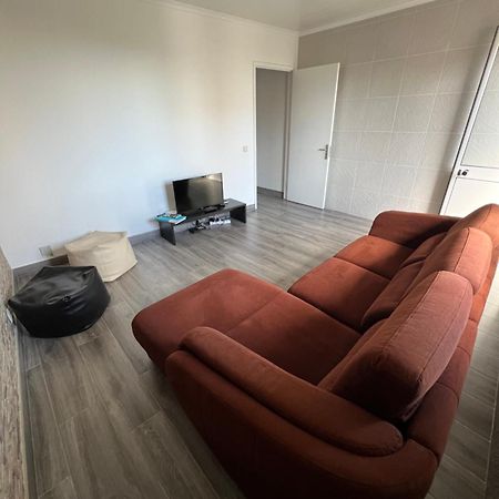 Casa A 2 Minutos A Pe De Piscina Natural Ponta Delgada - Açores Exterior foto
