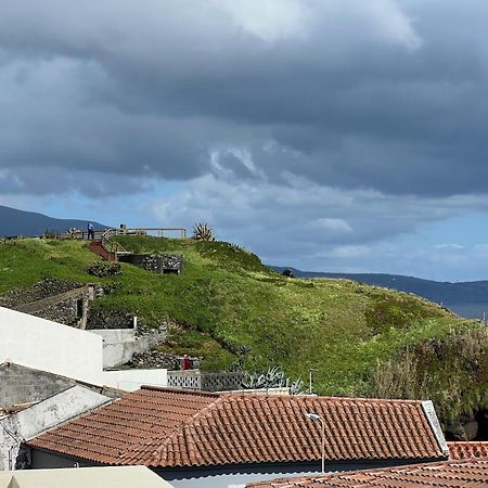 Casa A 2 Minutos A Pe De Piscina Natural Ponta Delgada - Açores Exterior foto