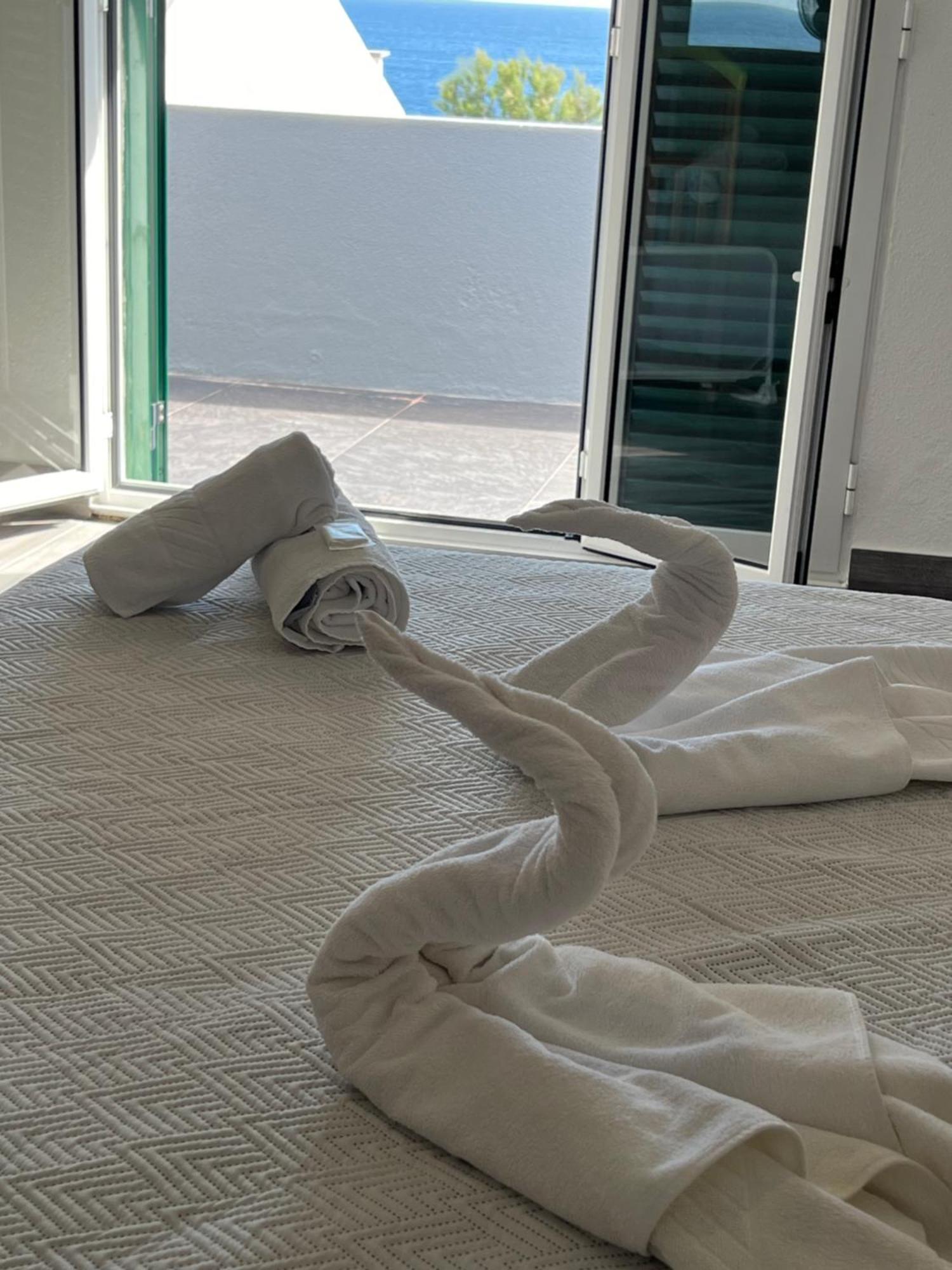 Casa A 2 Minutos A Pe De Piscina Natural Ponta Delgada - Açores Exterior foto